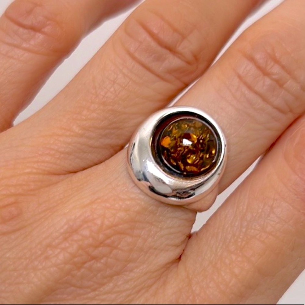 Baltic Green Amber. Modern Sterling Silver Ring US 7
